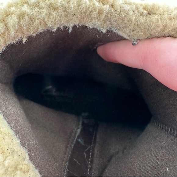 Clarks Bendables womens Angie Madi ankle booties size 
8.5 brown suede boots - Picture 11 of 13